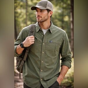 The North Face Men’s XL Button Up Shirt Green Outdoor Hiking Fishing Mesh Lined